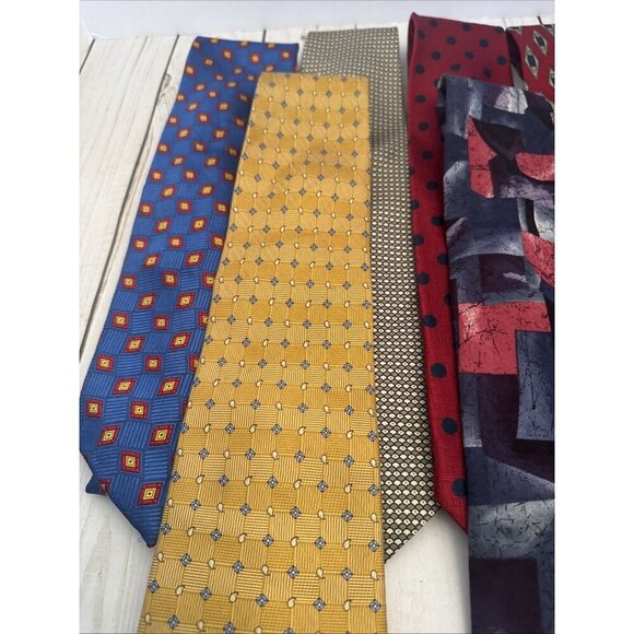 Mens Tie Bundle Lot Of 8 Silk Tom James Tommy Hilfiger NWT Ted Lapious Etc VGUC - Picture 2 of 11